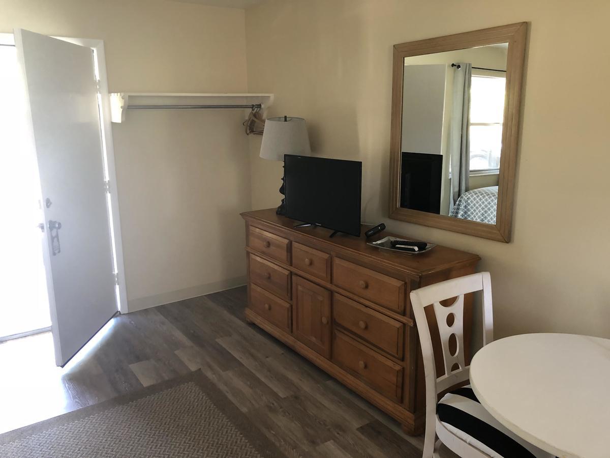Pennwood Motor Lodge 세바스찬 외부 사진