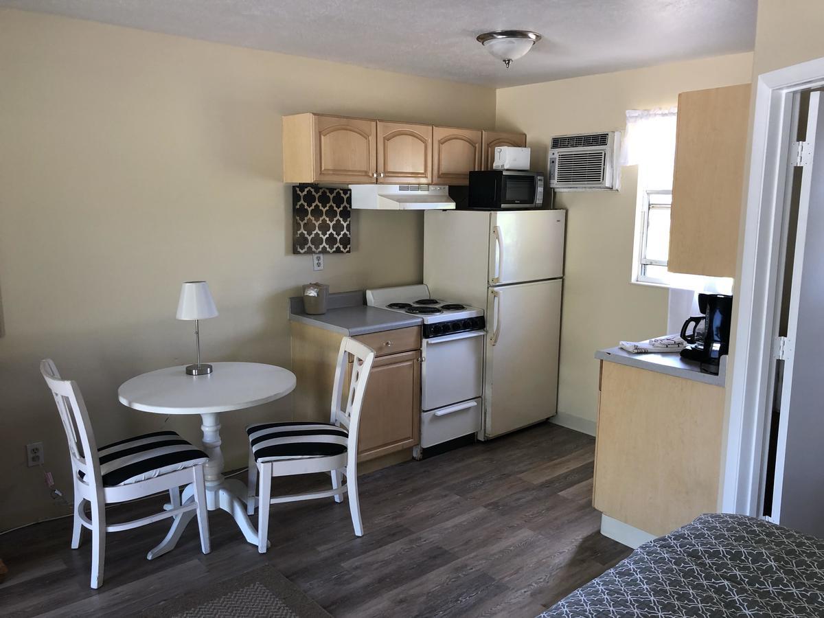 Pennwood Motor Lodge 세바스찬 외부 사진