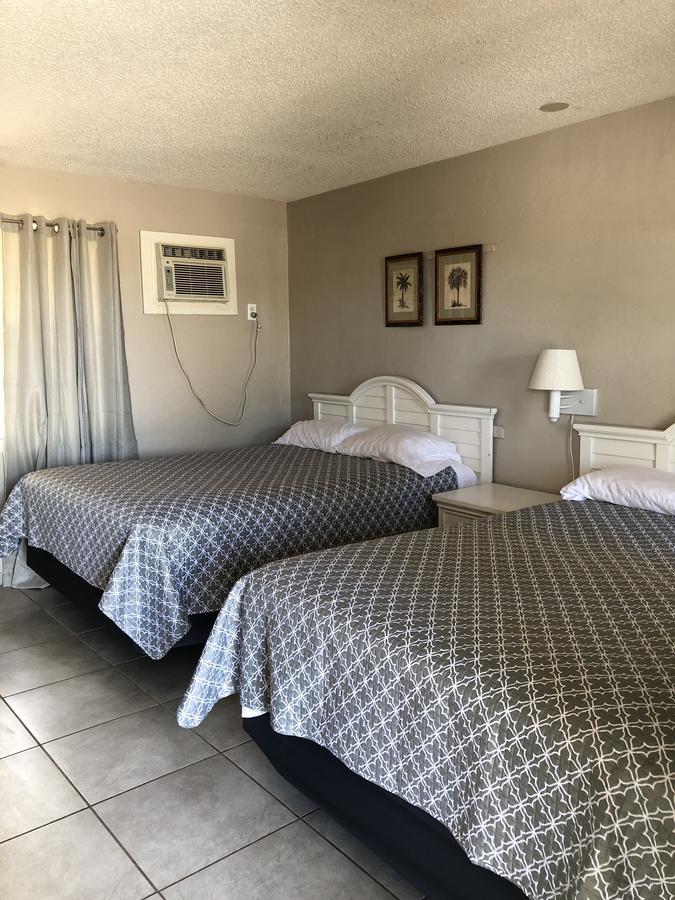 Pennwood Motor Lodge 세바스찬 외부 사진