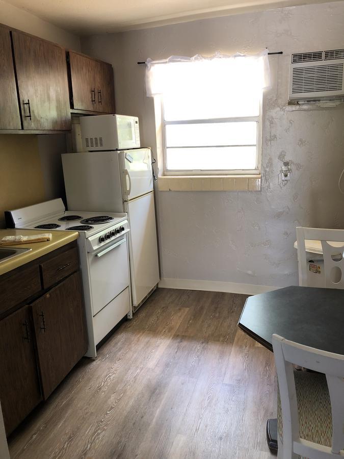 Pennwood Motor Lodge 세바스찬 외부 사진